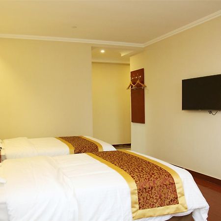 Greentree Inn Zhejiang Taizhou Tiantai Bus Station Express Hotel Εξωτερικό φωτογραφία
